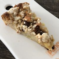 Apfel Dattel Streusel Kuchen (vegan)  at Pano in Freising