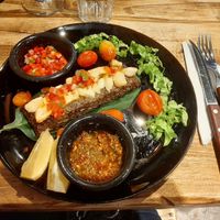 Choripan no prato at Seibo in Buenos Aires