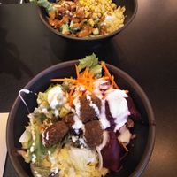 Falafel, salad & mashed potato. at immergrün in Munich