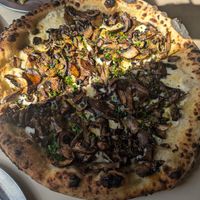 Magic mushroom pizza (vegana) at Electrica Pizza in Buenos Aires
