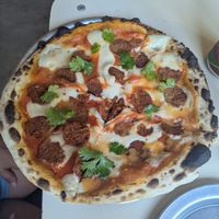 Vegan peppe pizza at Electrica Pizza in Buenos Aires