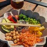 Buddha bowl at Strandpaviljoen Paal 10 in Ouddorp