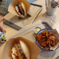 Crispy tofu et blue seitan + fusion bhaji at GORYA in Brussels
