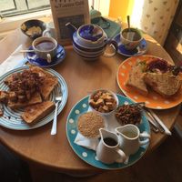 crumbled Tofu und Falafel Humus Sandwich at Toucan Cafe in Minehead