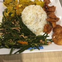 3 options + rice  at BKK - Veg Stall Food Court - T21 in Bangkok