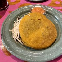 Arepa mit Bohnen & Käse  at Alebrijes in Wiesbaden