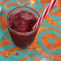 Infusión fría de flor de hibisco  at Alebrijes in Wiesbaden