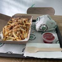 Loaded fries 🍟 and a burger 🍔 . It can obviously serve more than one person 😁  at VeBurger in Bristol