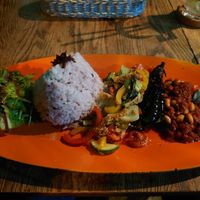 Salad + rice + fried veggies + baked aubergine + tomato&beans, ~1400 Yen for an extra large portion at Wander Kitchen in Kamakura