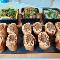 closer view on one half of the "Schlüchtern Box" at Falafel Schlüchtern in Schluechtern