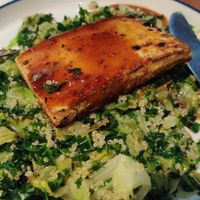 Sesame garlic tofu quinoa bowl at Veg Head in Lansing