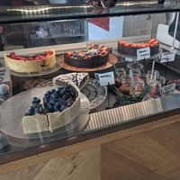 The (v) indicates the vegan options. at Grajski Vrt in Tolmin