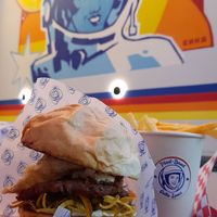 La recocha es la mejor hamburguesa vegana que me he comido, sus sabores están perfectamente equilibrados, muy muy deliciosa at Stankov - Usaquén - temporarily closed in Bogota