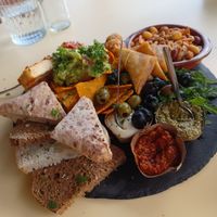 Vega plank, not completely vegan at De Botanist aan Zee in Koudekerke