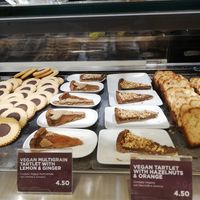 Vegan cakes at VCE - Natoo in Venice