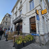 On the corner at Fitchen - Vlaanderenstraat in Ghent