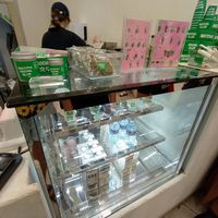 Milk options at Matcha Social Club in Paris