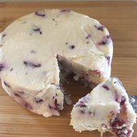 Winter cranberry  at Fromagic in Tokyo