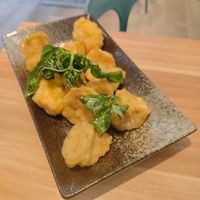 鹽酥杏飽菇 at Vege & Dessert 蔬菓食堂 in Taoyuan