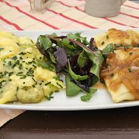 Vegane Gemüsemaultaschen mit Kartoffelsalat at Zum Wilde Männle in Oberstdorf