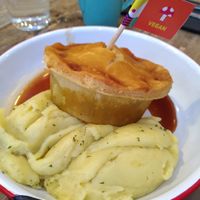 vegan pie with garlic mash and gravy at Ffolkes in Kings Lynn