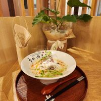 Contains allium at Uno Yukiko - Gion Soy Milk Ramen - ぎをん豆乳らーめん うのゆきこ in Kyoto