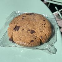    vegan chocolate chip cookie  at Aranciatta in Mexico City