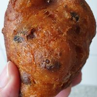 Oliebol with raisins at Streekbakker Jorrit in Nijmegen