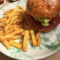 Vegan quinoa burger  at Terraorigens in Mallorca