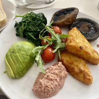Vegan fry - spinach, avocado, hummus, roasted cherry tomatoes, hash browns, and mushrooms  at Bari Café in Cahersiveen