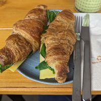 Ham and cheese croissant 🤤 at Viel-Leicht in Bremen