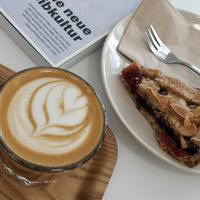 Vegan linzer torte at Ratio Coffee in Salzburg