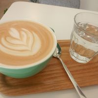 Cafe Latte Hafer at Ratio Coffee in Salzburg