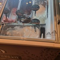  at Assyrtico in Santorini