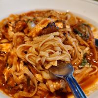 Golden Noodle Vegan style (with tofu); delicious but mixed success with staff communication about the difference between their understanding veganism & food being "gluten free" at Universal Studios - Lombard's Seafood Grille in Orlando