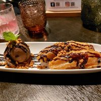 Banane fritters wichtig ice cream at Soul Vegan in Edinburgh