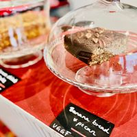 GV + VG Banana bread at Castles & Coffee in Lier