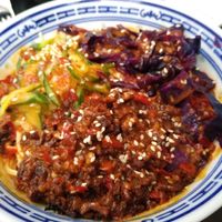 Mince meat with cucumber and cabbage at Kaschemme in Nuremberg