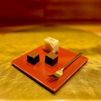 Chocolate Yokan and Cheesecakee  at Vegan Izakaya NIJIYA 虹屋 in Kyoto