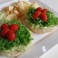 Bagel with guacamole at Bowl Acai Bar in Puerto Ayora