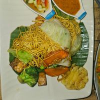 Fried noodels with vegetables and tempeh at SweetSoul Lanta in Krabi