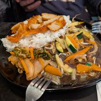 Char siu with rice and veg at VEGE Kitchen in Warsaw