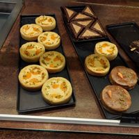 Kleine vegane Kuchen at Albbäckerei Wörz in Laichingen