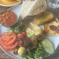 vegan breakfast (12.95) and chay latte  at BRAW BRUNCH in Edinburgh