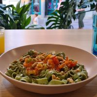 Pad Thai Sauce with Spinach Noodles at Panzamorena in Cordoba