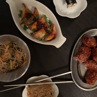 Dumplings and spicy chickenn  at  Vegan Place SHUWASHUWA PEACE - シュワシュワピース in Tokyo