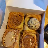 Cookie dough, Bueno und 2x Spekulatius at Cinnamood in Mannheim