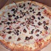 Vegan mushroom 🍕 #Veganuary at 3.14 Pi Craft Beer & Spirits in Siesta Key