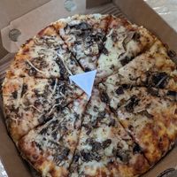 Mushroom pizza at Papa Murphy's Pizza in Abu Dhabi
