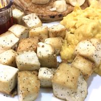 Vegan square breakfast with tofu at Square Cafe in Pittsburgh